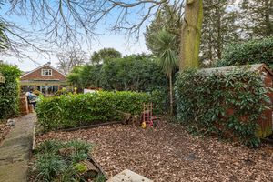 Photo 5- click for photo gallery